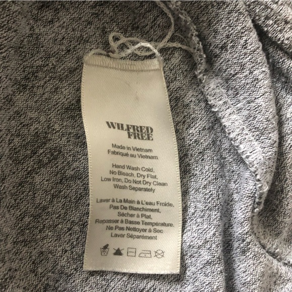 Wilfred Free Slouchy Short Turtleneck Long Sleeve Top in Heather Grey - Picture 7 of 9